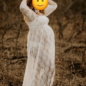 Elegant White Lace Maternity Photoshoot Dress